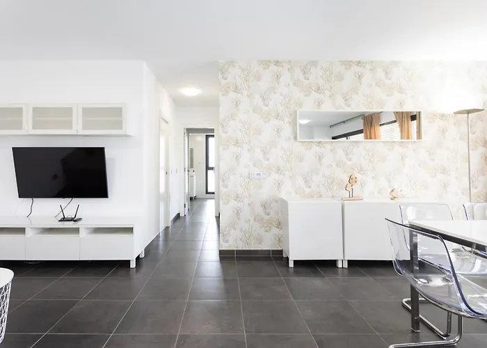 New Apartment Center Los Cristianos